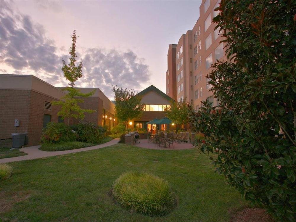 Homewood Suites Dulles-International Airport Herndon Exterior foto